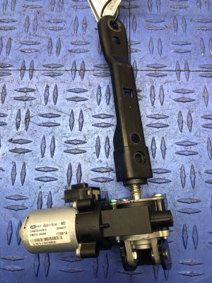 2017-2019 Genesis G90 Seat Adjustment Motor - Front, Right (Passenger) (Used OEM)