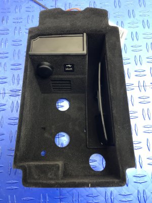 2017-2020 BMW 530e Console Armrest Wireless Phone Charger (Used OEM)