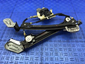 2014-2022 Maserati Quattroporte Door Power Window Regulator and Motor - Rear, Right (Passenger) (Used OEM)
