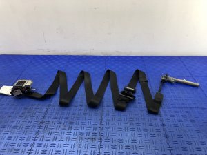 2014-2016 Maserati Ghibli Black Seat Belt Assembly with Pretensioner - Front (Used OEM)