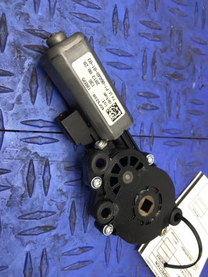 2014 BMW M6 Seat Thigh Adjustment Motor - Front (Used OEM)