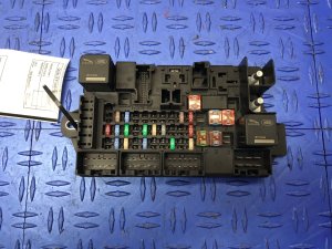 2018-2021 Jaguar F-Type Cabin Fuse Relay Box and Power Distribution Block - Rear (Used OEM)