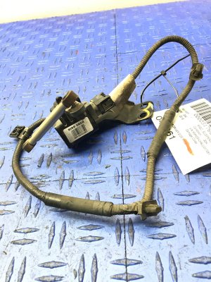 2017-2019 Genesis G90 Ride Height Leveling Sensor - Rear, Left (Driver) (Used OEM)