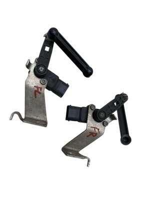 2019-2024 BMW X6 Suspension Ride Height Level Sensor Set with Brackets - Front (Used OEM)