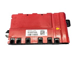 2016-2019 BMW M760i xDrive Power Distribution Box Control Module (Used OEM)