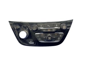 2018-2020 Chrysler Pacifica Black Automatic Temperature and Radio Control Panel - Front (Used OEM)