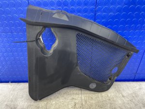 2017-2023 Mercedes-Benz E500 Cowl Vent Grille Panel - Front (Used OEM)
