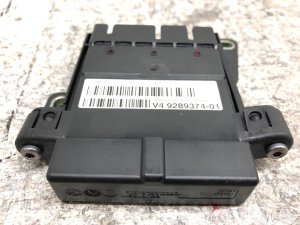 2015-2019 BMW X6 Distribution Junction Box - Front (Used OEM)