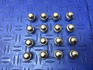 2020-2025 Kia Telluride Wheel Lug Nut Set of 16 (Used OEM)