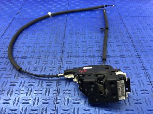 2014-2020 Maserati Quattroporte Door Latch and Lock Actuator - Front, Right (Passenger) (Used OEM)