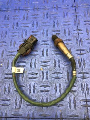 2020-2024 Lincoln Aviator Upper Oxygen Sensor - Front (Used OEM)