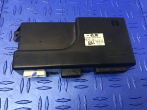2017 Genesis G80 Power Seat Memory Control Module - Front (Used OEM)