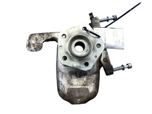 2008-2013 Maserati Quattroporte Steering Knuckle and Hub Bearing Assembly - Front, Left (Driver) (Used OEM)