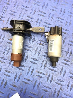 2017-2024 Jaguar E-Pace Seat Adjustment Motor Set - Front (Used OEM)