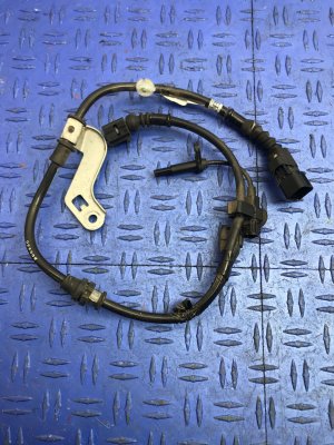 2018-2026 Honda Odyssey ABS Wheel Speed Sensor with EPB Wire Harness - Rear (Used OEM)