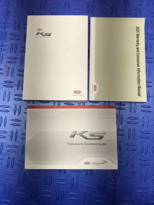 2021 Kia K5 Owners Manual Booklet Set with Leather Case (Used OEM)