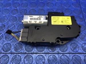 2018-2021 Jaguar F-Pace Sunroof Glass Window Motor (Used OEM)