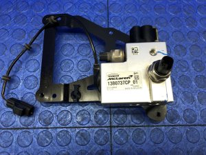 2020-2023 McLaren GT Hydraulic Suspension Pump Block Control Module (Used OEM)