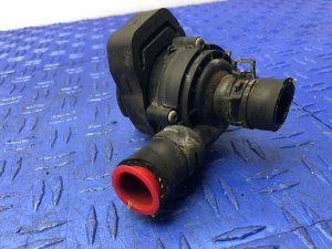 2012-2019 Mercedes-Benz S320 Auxiliary Engine Water Pump (Used OEM)