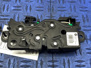 2018-2023 BMW M5 Power Soft-Closing Trunk Decklid Latch Lock (Used OEM)