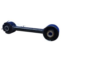 2021-2024 Toyota Sienna Forward Locating Lateral Control Arm - Rear (Used OEM)