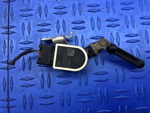 2011-2017 BMW X3 Suspension Level Height Sensor - Front (Used OEM)