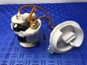 2017-2025 Porsche Panamera Tank Mounted Fuel Pump (Used OEM)