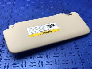 2021-2024 Mercedes-Benz GLA250 Beige Illuminated Sun Visor - Front, Right (Passenger) (Used OEM)
