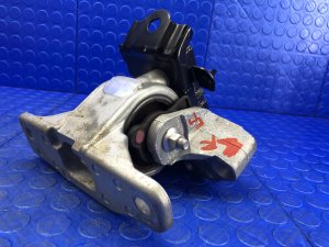 2025 Toyota Crown Signia Engine Mount - Front (Used OEM)