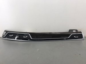 2017-2019 BMW 760i Black Center Dashboard Air Vent Set with Trim Panel Bezel - Front (Used OEM)