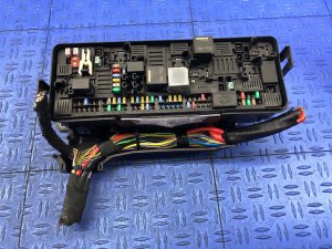 2018-2020 Jaguar XF Telematics Control Module - Rear (Used OEM)