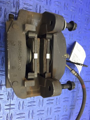 2017-2019 Genesis G90 Disc Brake Caliper Assembly with Bracket - Rear, Right (Passenger) (Used OEM)