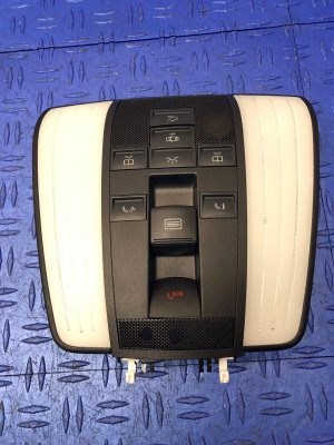 2012-2018 Mercedes-Benz CLS550 Overhead Roof Console with Reading Dome Light - Front (Used OEM)