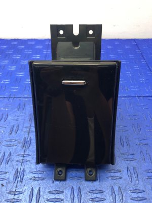 2009-2015 Jaguar XF Black Center Console Storage Ash Tray with Cigarette Lighter and Power Outlet (Used OEM)