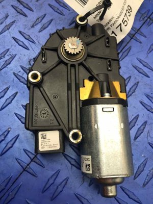 2013-2019 Cadillac XTS Panoramic Sunroof or Sunshade Motor (Used OEM)