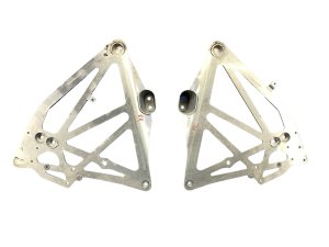 2021-2026 BMW M4 Underbody Stiffening Skid Plate Brace Bracket Rail Set - Rear (Used OEM)