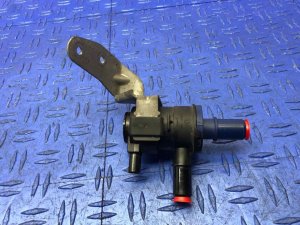 2017-2019 BMW 740i Fuel Tank Isolation Valve (Used OEM)
