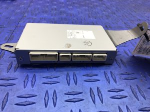 2008-2009 Lexus LS600h Multi-Display Selector Control Module (Used OEM)