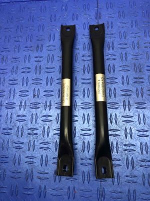 2017-2019 BMW 750Li Green Auxiliary Radiator Support Bracket (Used OEM)