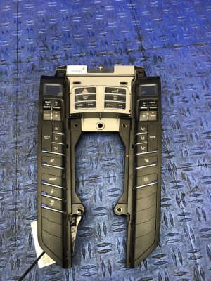 2014-2016 Porsche Panamera Front Center Console Temperature Control Panel (Used OEM)