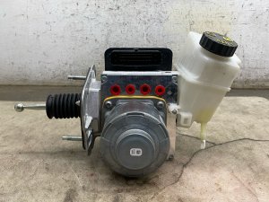 2025 BMW X3 ABS Pump and Master Cylinder Assembly (Used OEM)