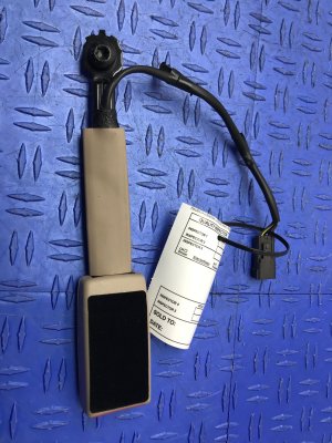 2016-2018 Lincoln MKX Tan Seat Belt Buckle with Pretensioner - Front, Right (Passenger) (Used OEM)