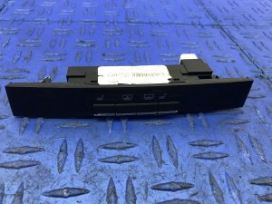 2017-2021 Maserati Quattroporte Sunshade and Heated Seat Control Switch Panel - Rear (Used OEM)