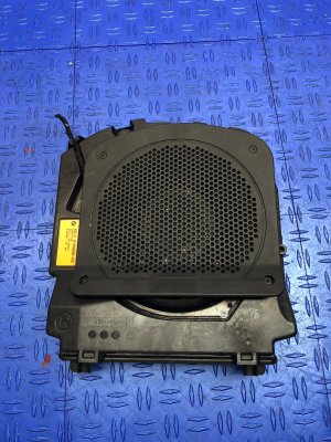 2013-2016 BMW M5 Premium Top Hi-Fi Subwoofer Speaker - Rear, Right (Passenger) (Used OEM)