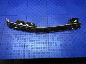 2016-2019 BMW M760i xDrive Center Dashboard Air Vent Set with Wood Grain Trim Panel Bezel - Front (Used OEM)