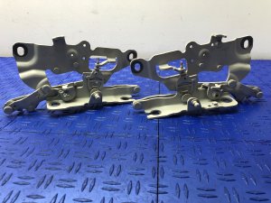 2010-2016 BMW 528i Hood Hinge Set - Front, Right (Passenger) (Used OEM)