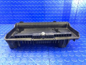 2017-2023 Mercedes-Benz E500 Battery Tray Holder - Front (Used OEM)