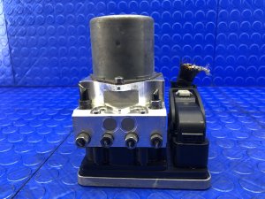 2020-2021 BMW X3 Anti-Lock Brake Pump Control Module (Used OEM)