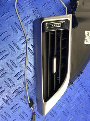 2016-2022 BMW 740i Lower B-Pillar A/C Air Vent Grille - Right (Passenger) (Used OEM)