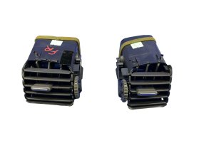 2000-2002 Lincoln LS Black Dashboard AC Heat HVAC Air Vent Set - Front (Used OEM)